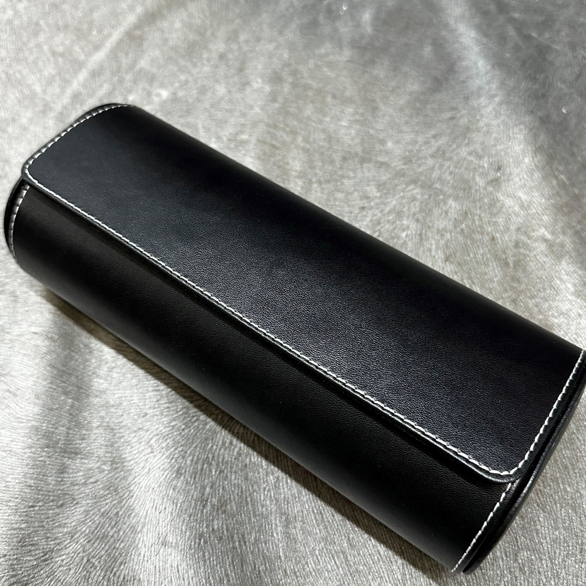 Seconds - Watch Roll Case for 3 in Black Vegan Leather Seconds Clinks 